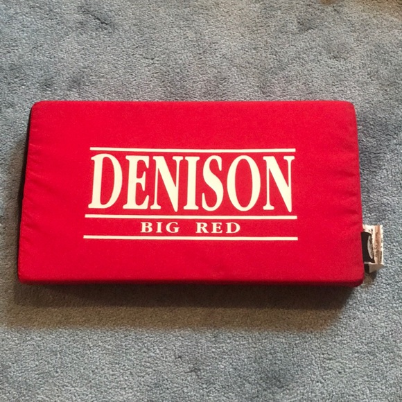 RED SEAT CUSHION BRAND NEW. 100% URETHANE FOAM - Picture 4 of 9